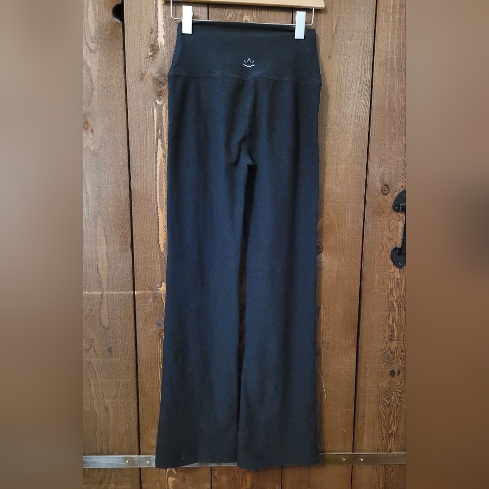 Beyond Yoga Spacedye Make the Cut Split Ankle Pants - Picture 4 of 5